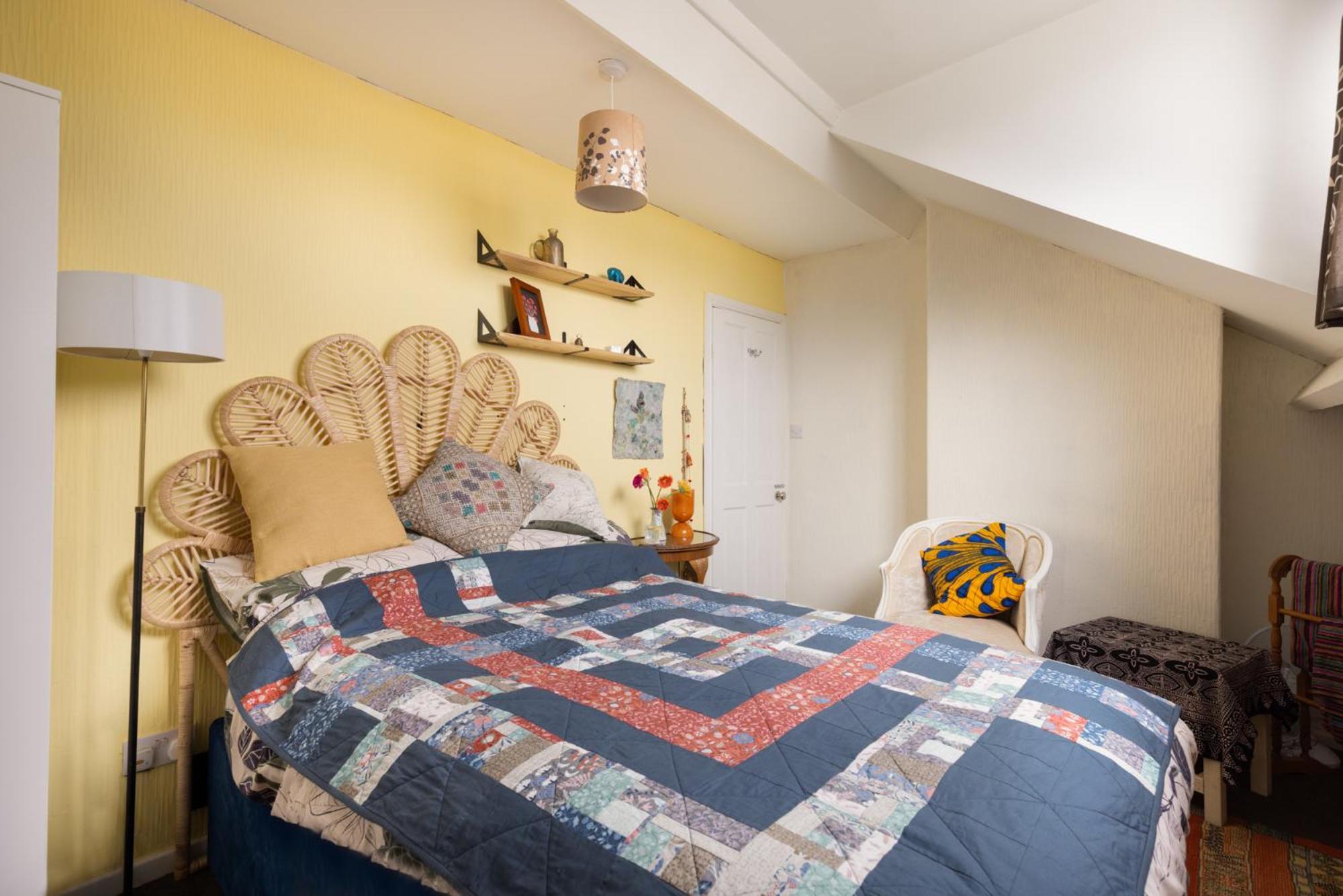 Homestay Cosy With Arty Vibe